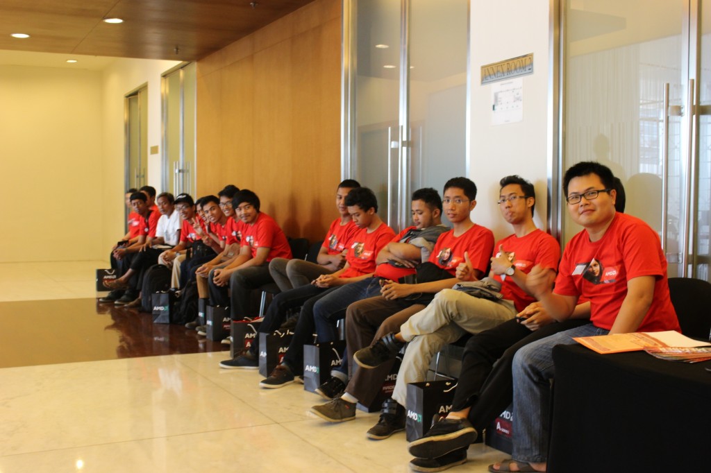Suasana-AMD-Red-Team-Gathering-2015