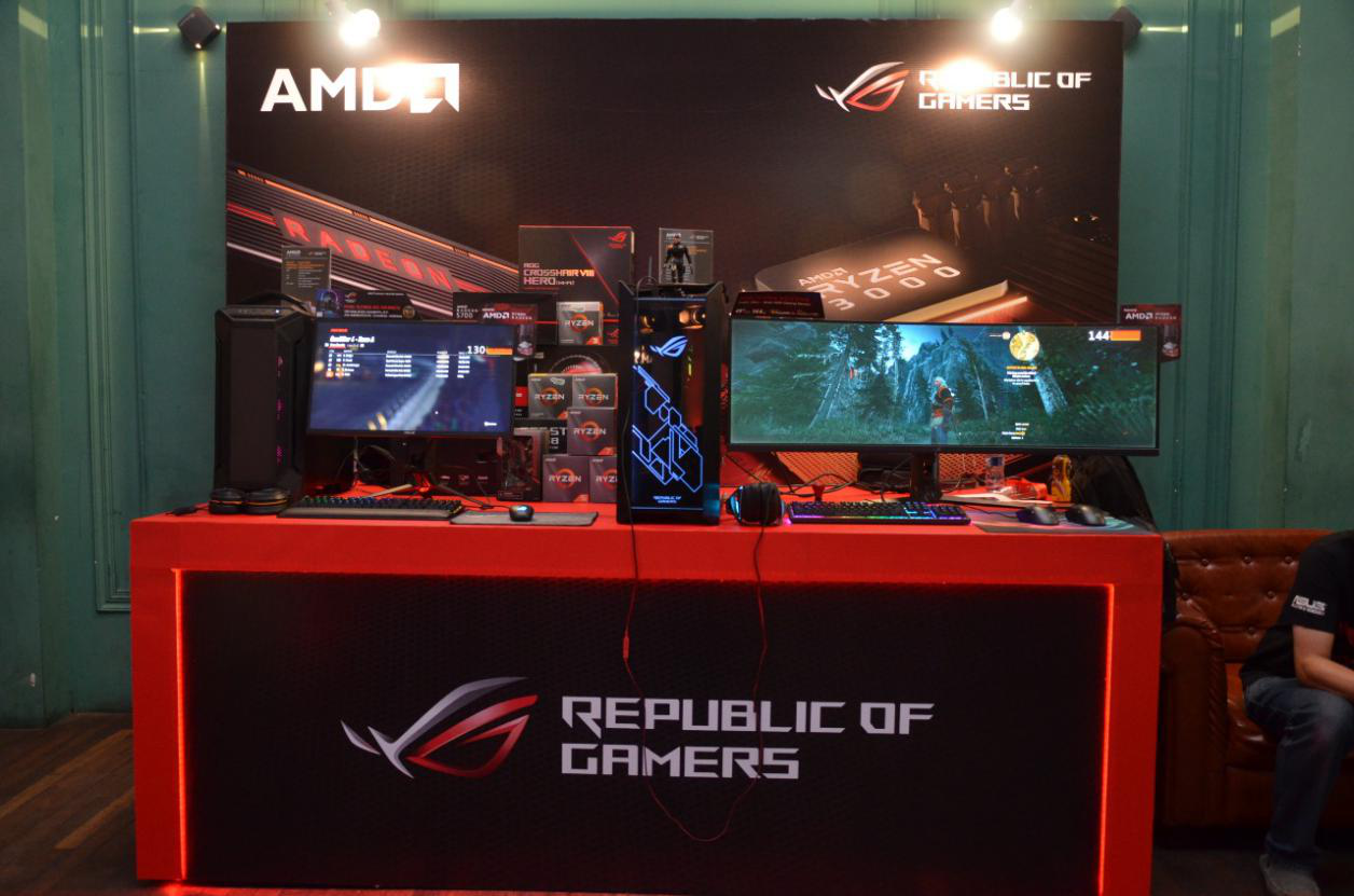 Booth ASUS